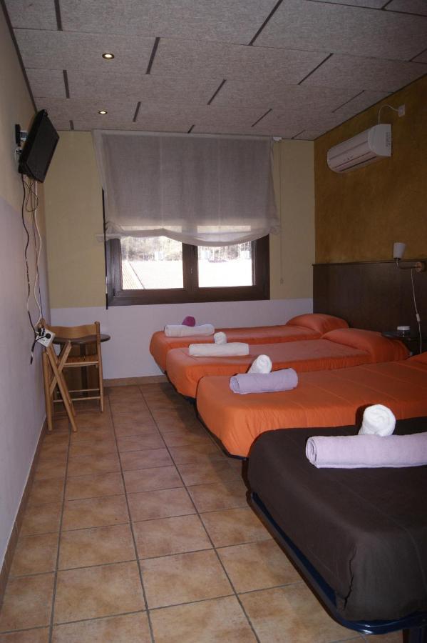 Hotel Familiar Baga Bagian luar foto