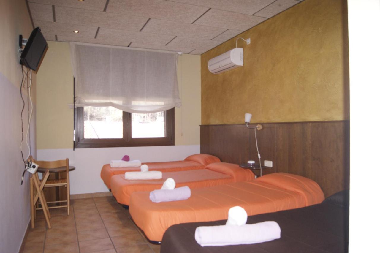 Hotel Familiar Baga Bagian luar foto